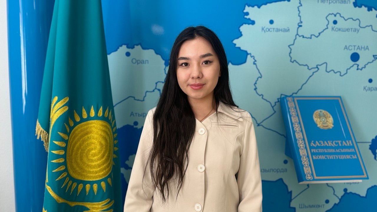 Әленова Аяжан Сайранбекқызы - аға тәлімгер