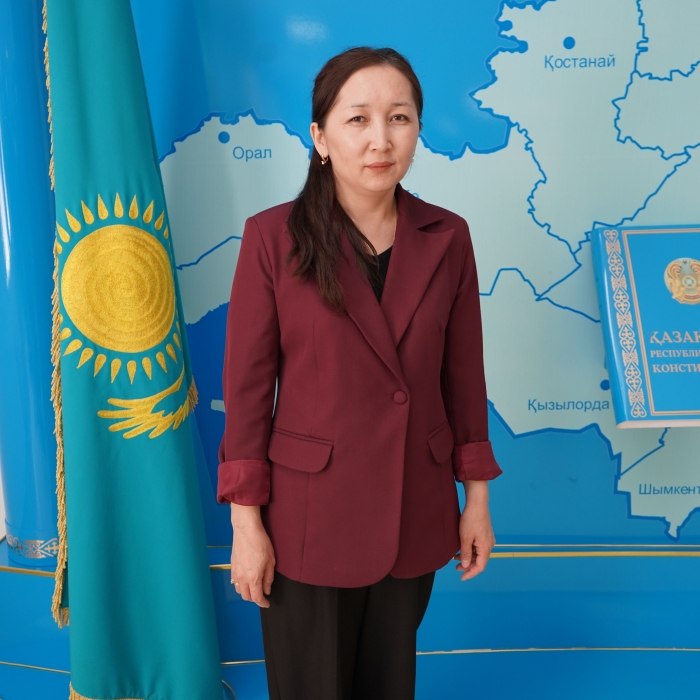 Тайтолеуова Айнур Амангелдыевна - директордың оқу ісі жөніндегі орынбасары